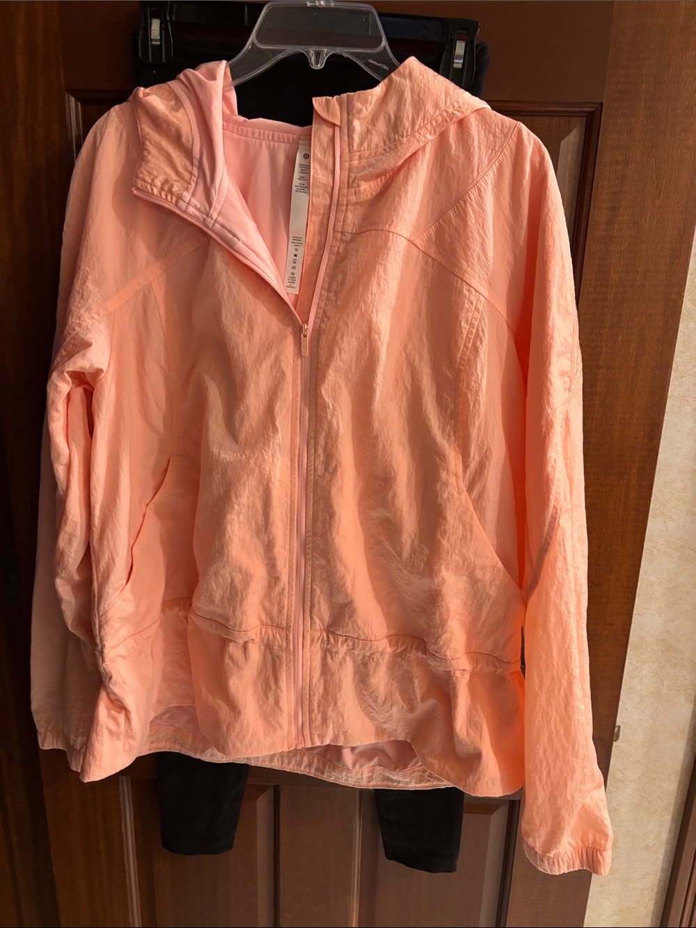 Lululemon Lightweight Peach Zip-Up Hooded rain Jacket, Sz 12